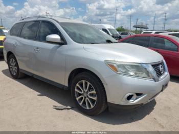  Salvage Nissan Pathfinder