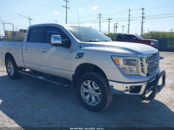  Salvage Nissan Titan