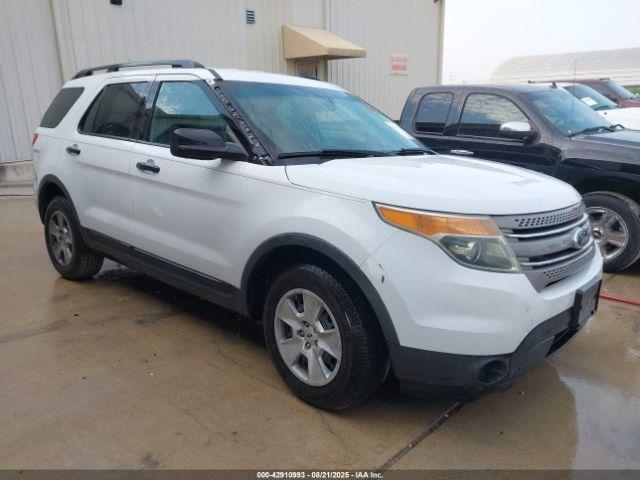 Salvage Ford Explorer