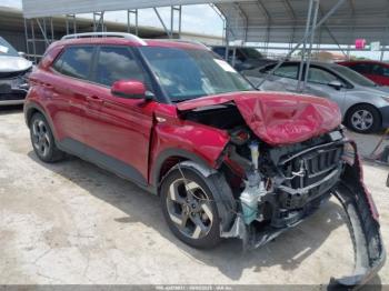  Salvage Hyundai VENUE