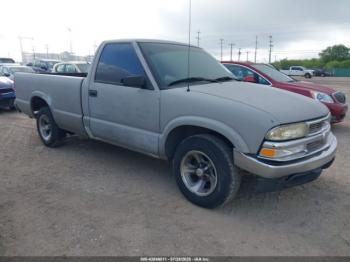  Salvage Chevrolet S-10