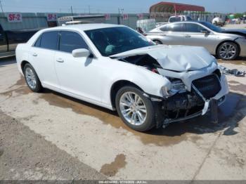  Salvage Chrysler 300