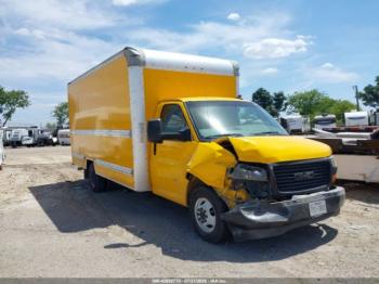 Salvage General Motors Savana Cutaway