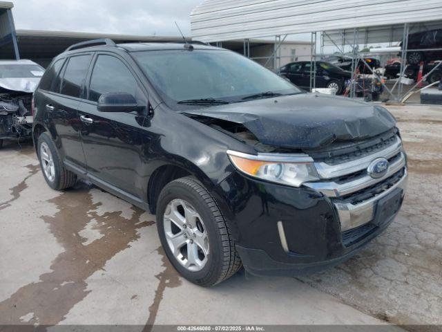  Salvage Ford Edge