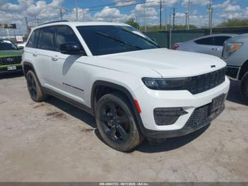  Salvage Jeep Grand Cherokee