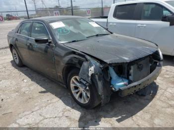  Salvage Chrysler 300