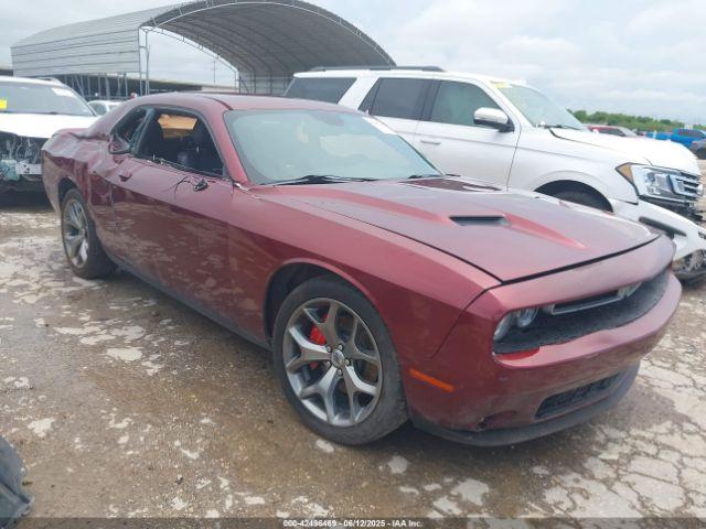  Salvage Dodge Challenger