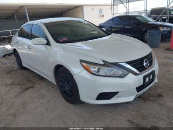  Salvage Nissan Altima