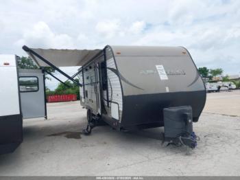  Salvage Starcraft Air One Maxx
