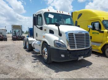  Salvage Freightliner Cascadia 113
