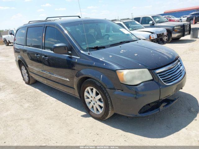  Salvage Chrysler Town & Country