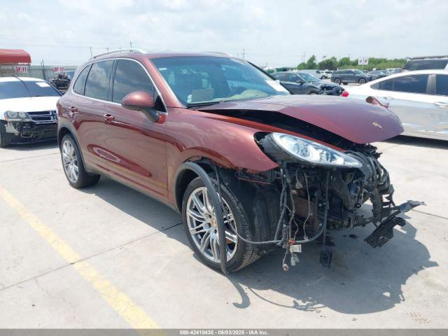  Salvage Porsche Cayenne