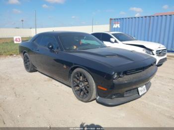  Salvage Dodge Challenger