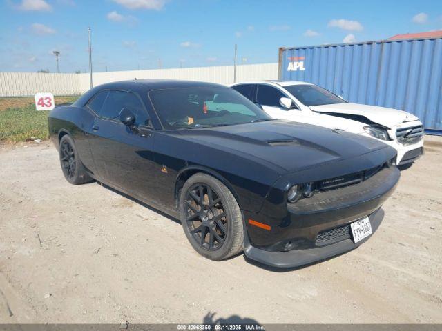  Salvage Dodge Challenger