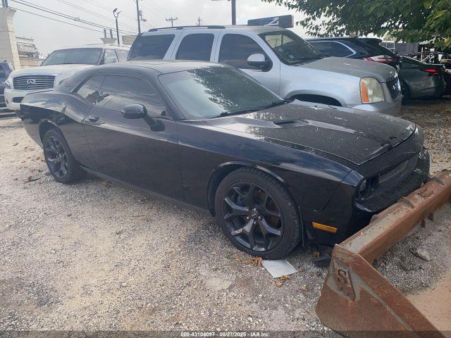  Salvage Dodge Challenger