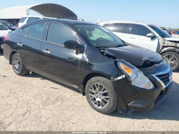 Salvage Nissan Versa