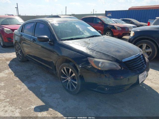  Salvage Chrysler 200