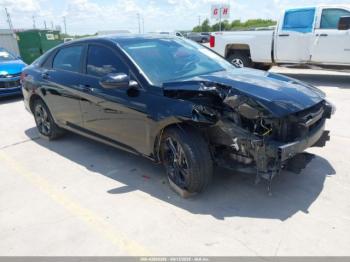  Salvage Hyundai ELANTRA