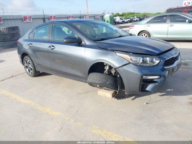  Salvage Kia Forte