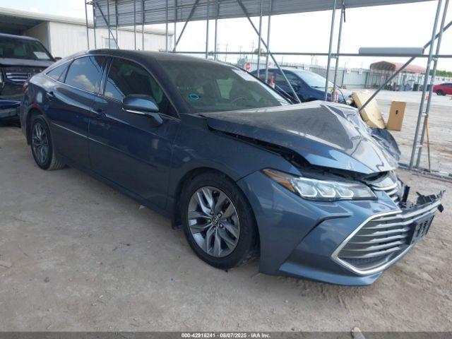  Salvage Toyota Avalon