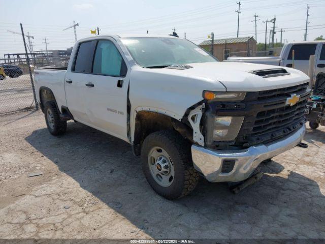  Salvage Chevrolet Silverado 2500