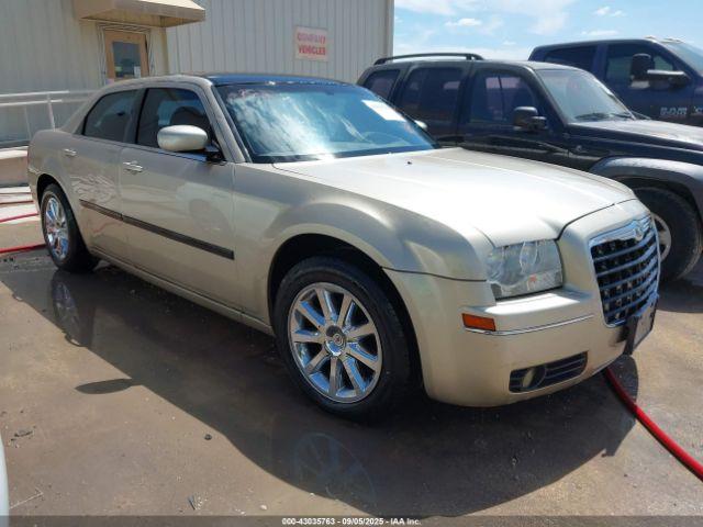  Salvage Chrysler 300