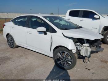 Salvage Nissan Versa