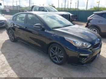  Salvage Kia Forte
