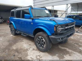  Salvage Ford Bronco