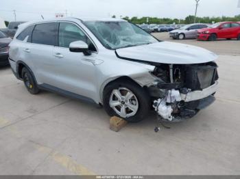  Salvage Kia Sorento