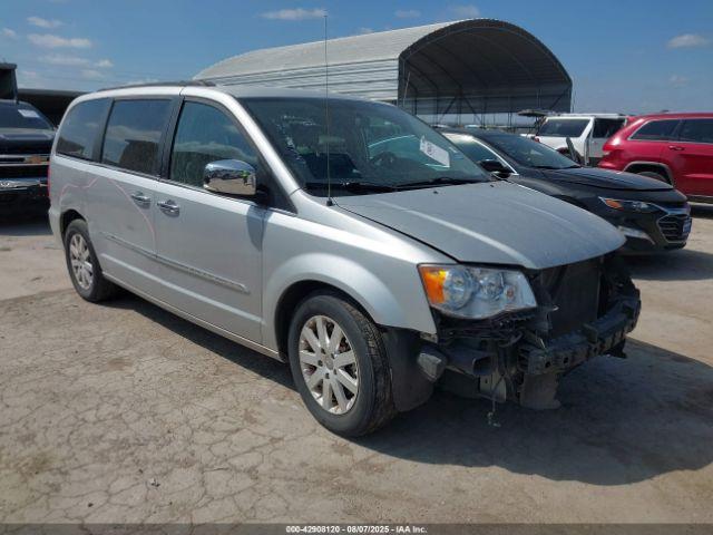 Salvage Chrysler Town & Country