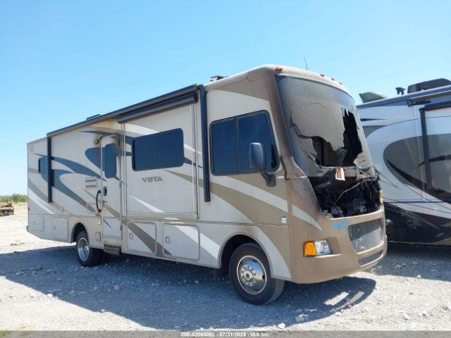  Salvage Winnebago Vista