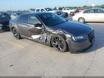  Salvage Chrysler 300