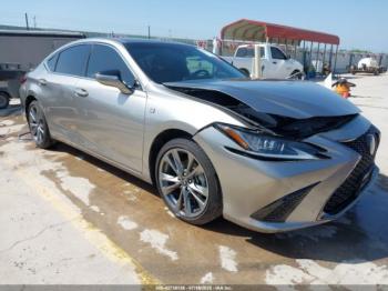  Salvage Lexus Es