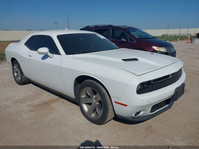 Salvage Dodge Challenger