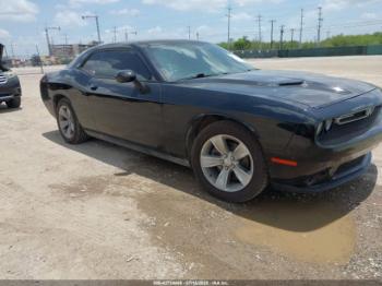  Salvage Dodge Challenger