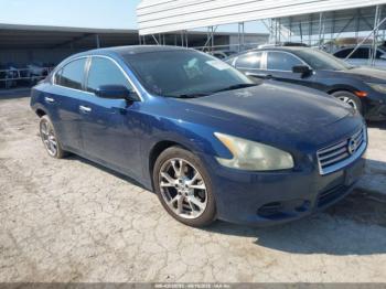  Salvage Nissan Maxima
