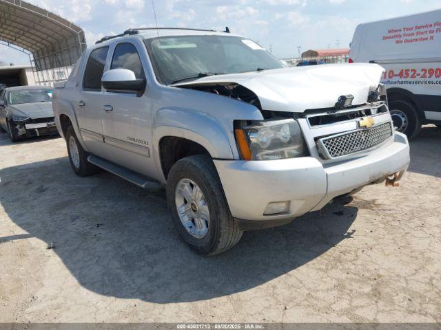  Salvage Chevrolet Avalanche