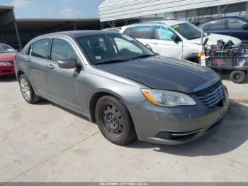  Salvage Chrysler 200