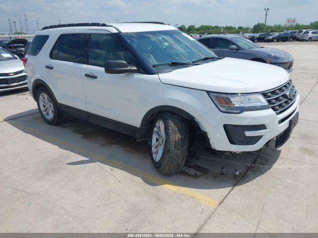  Salvage Ford Explorer