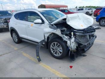  Salvage Hyundai TUCSON