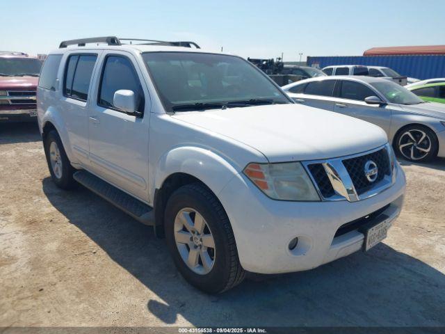  Salvage Nissan Pathfinder