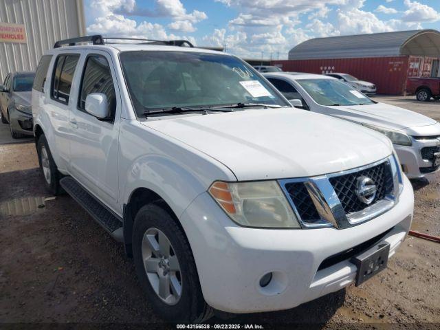  Salvage Nissan Pathfinder
