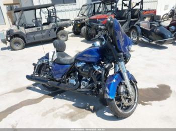  Salvage Harley-Davidson Flhx