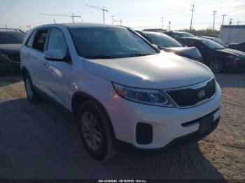  Salvage Kia Sorento