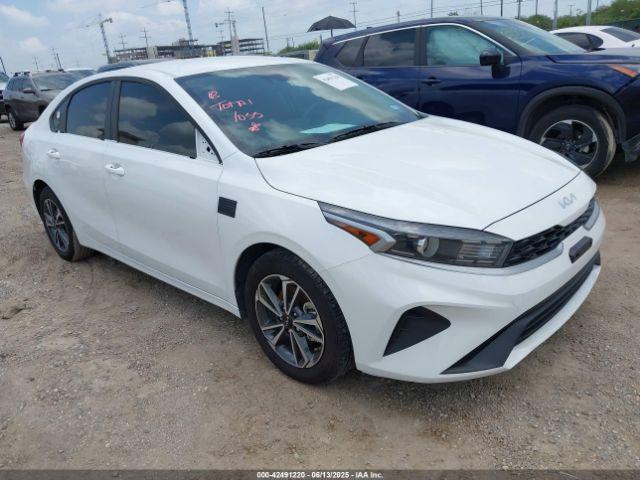  Salvage Kia Forte