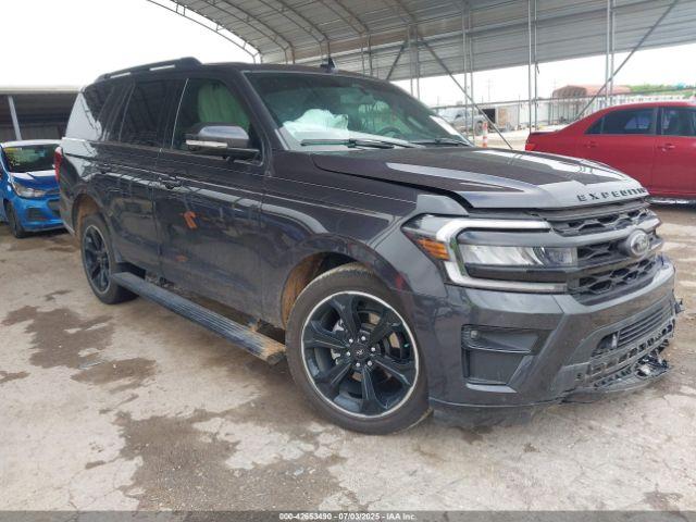  Salvage Ford Expedition