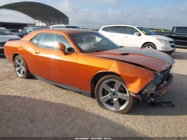  Salvage Dodge Challenger