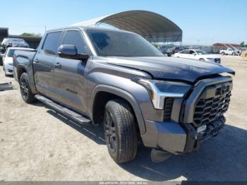  Salvage Toyota Tundra
