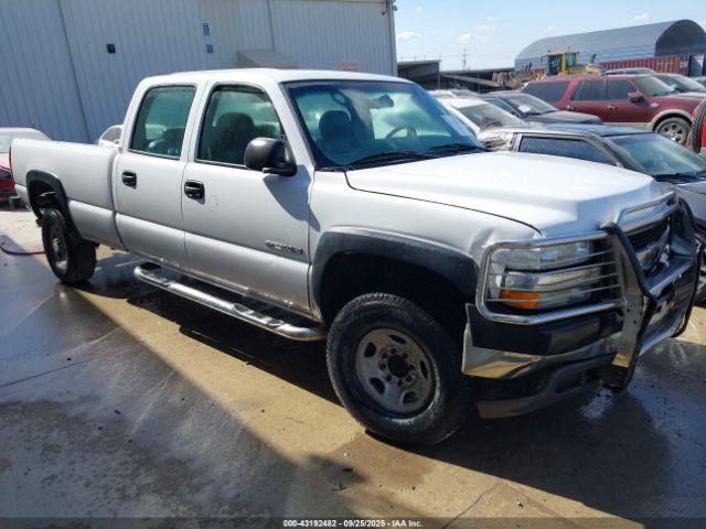  Salvage Chevrolet Silverado 2500